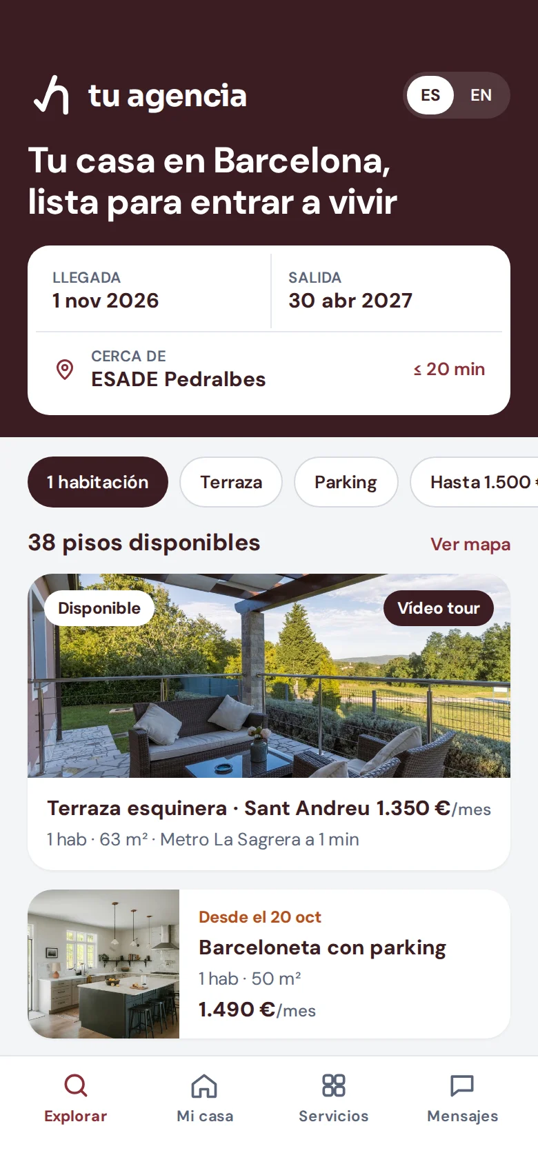 La misma app con los colores burdeos de otra agencia